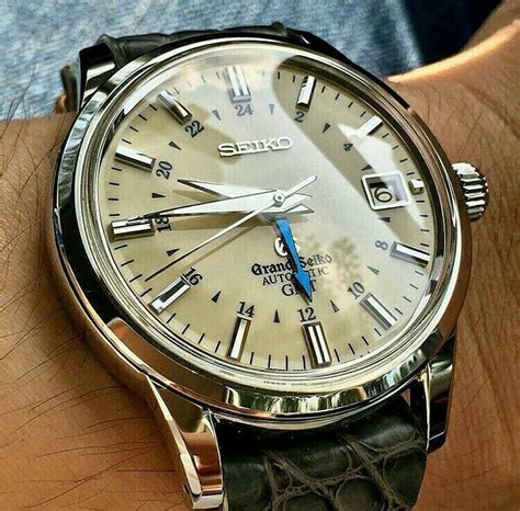 Grand Seiko GMT watch | Relogios famosos, Relógios bonitos, Relogios