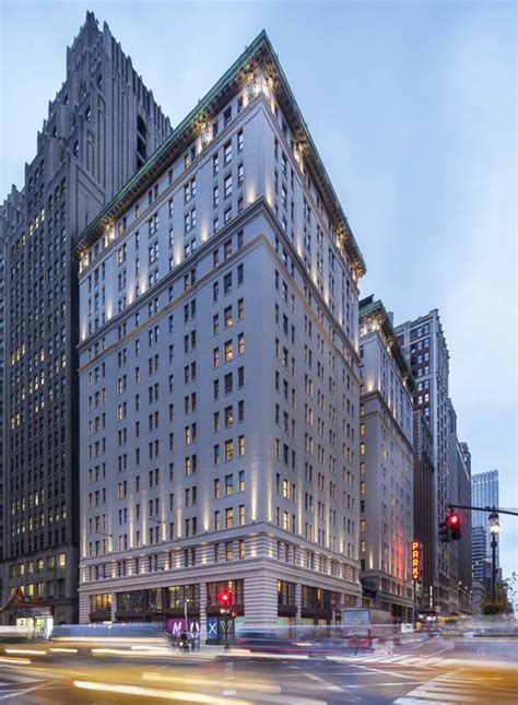 New York hotels: Moxy Times Square NYC offers style on a budget | Short ...