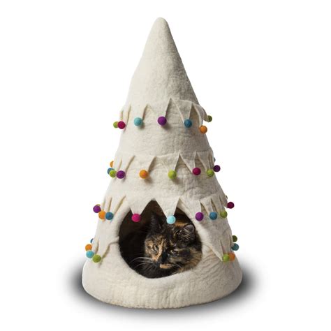 Bed Bath & Beyond Christmas Tree Cat House | Celebrate the Holidays ...