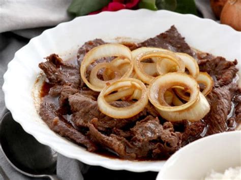 How to Cook the Best Bistek Tagalog- One of the Most Popular Filipino Dishes | Eat Like Pinoy