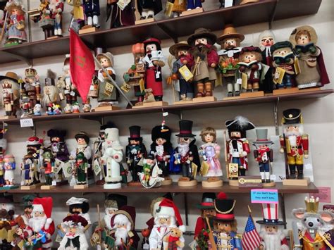 Leavenworth Nutcracker Museum - 34 Photos & 35 Reviews - Museums - 735 ...