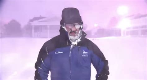 Weather Channel’s Jim Cantore thundersnow freak-out in autotune ...