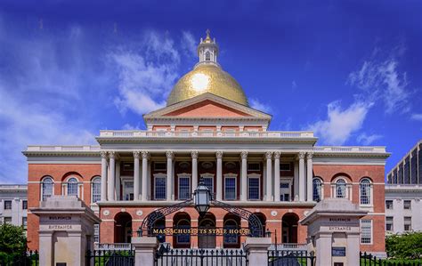 MASSACHUSETTS STATE HOUSE – EckTour