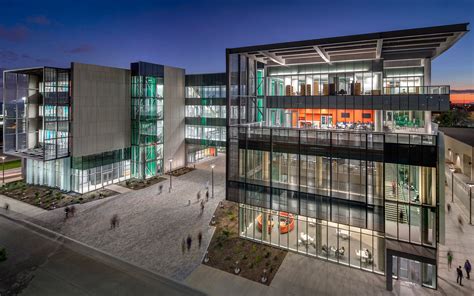 University of Texas at Dallas Engineering Building | SmithGroup