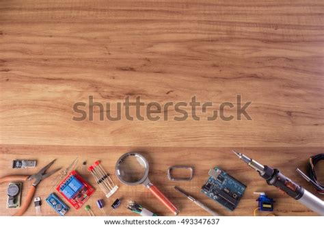 45,539 Electronics Workshop Images, Stock Photos & Vectors | Shutterstock