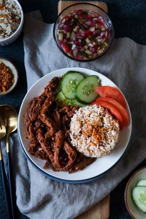 11 Vegan recipes for Filipino favourites: Sisig, adobo, and more | Tatler Asia