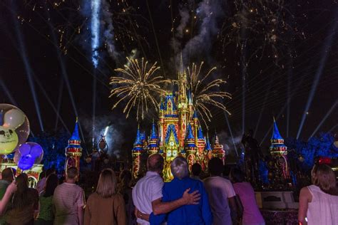 New “Happily Ever After” Fireworks and Projection Show Debuts at Magic ...