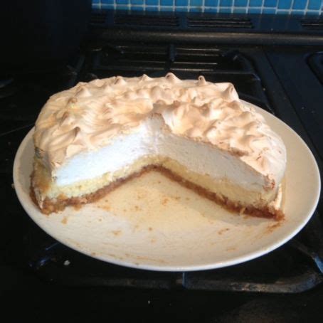 Recipe: Biscuit Base Lemon Meringue Pie, rated 4.5/5 - 8 votes