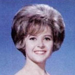 Brenda Lee - Age, Family, Bio | Famous Birthdays