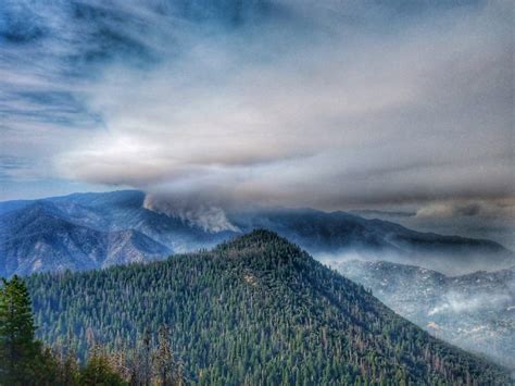 Heart of Yosemite National Park to close as crews battle wildfire | PBS NewsHour