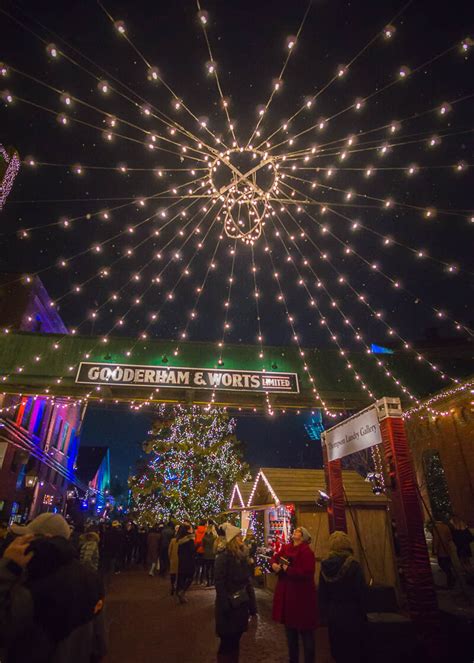 9 Things To Do At The Toronto Distillery District Christmas Market ...