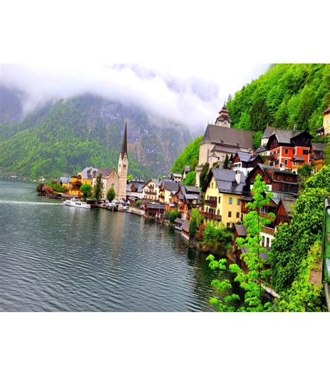 Scenic Salzkammergut Hike in Austria