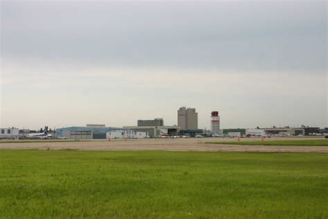 Photo Tour of the Edmonton City Centre Airport – MasterMaq's Blog