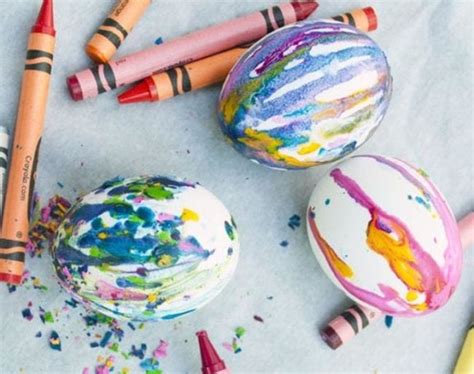 24 Amazing Things to Do With Broken Crayons | WeAreTeachers