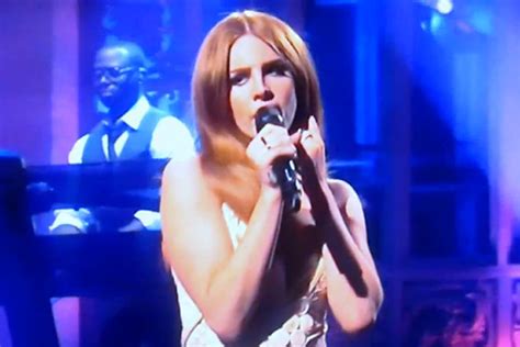 Lana Del Rey’s ‘SNL’ Performance Panned on Twitter