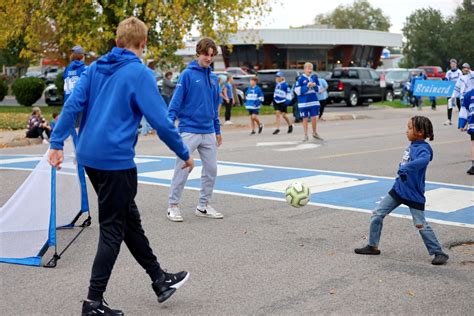 Brainerd fans provide homecoming cheer - Brainerd Dispatch | News ...