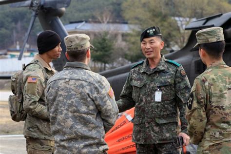 Soldiers join the fight against wildfire in South Korea | Article | The ...