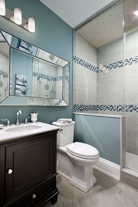 37 Ideas To Use All 4 Bahtroom Border Tile Types - DigsDigs