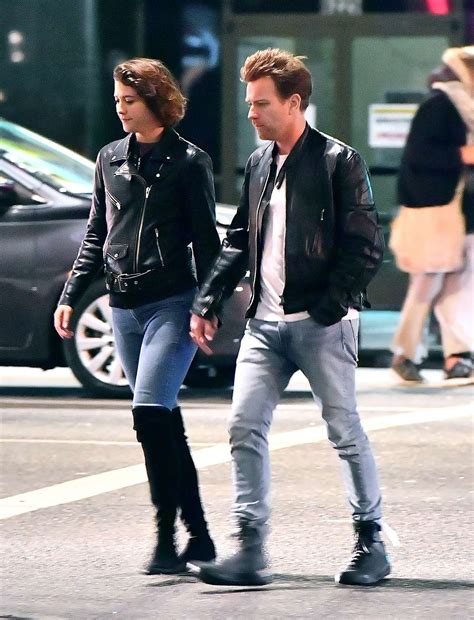 Mary Elizabeth Winstead and Ewan McGregor out in Hollywood -22 | GotCeleb