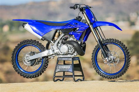 First Impression: 2022 Yamaha YZ250 - Dirt Bike Test