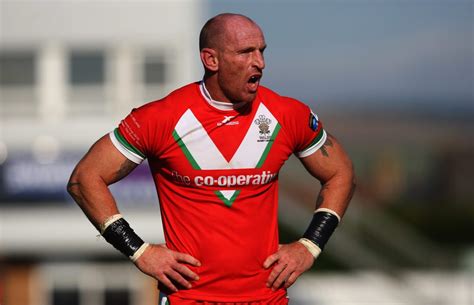 Wales rugby team to wear rainbow laces for ex-captain Gareth Thomas