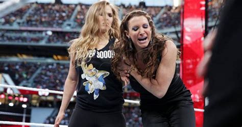 Rumor: WWE Wants Ronda Rousey vs. Stephanie McMahon For WrestleMania 32