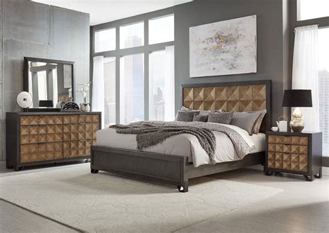 Hudson Panel Bedroom Set by Pulaski Furniture | FurniturePick