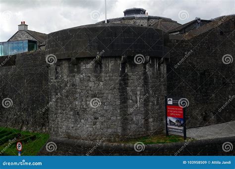 Castle, Athlone, Ireland editorial stock image. Image of attack - 103958509