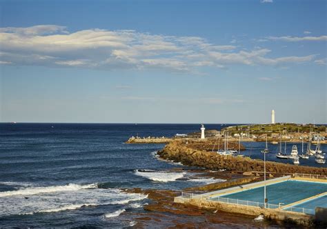 Wollongong Beaches - Best Beaches in Wollongong - VisitNSW