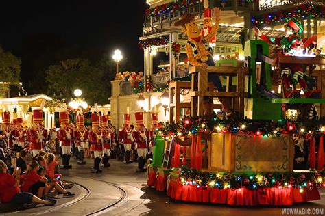 ABC Christmas Day Parade - 'Disney Parks Unforgettable Christmas Celebration' taping scheduled ...