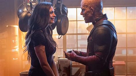 Deadpool 3 Changing Relationship Between Ryan Reynolds And Morena Baccarin | GIANT FREAKIN ROBOT