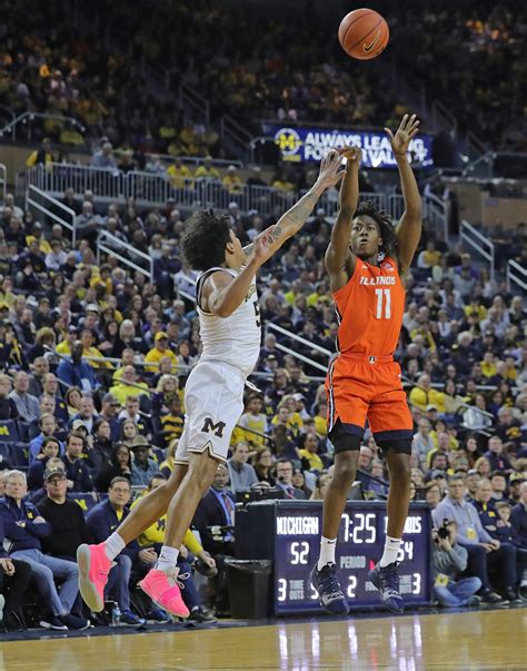 Michigan Basketball: 3 keys for the Wolverines to beat Illinois - Page 4