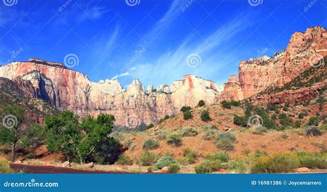 Mount Zion National Park stock photo. Image of elevation - 16981386