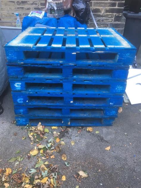 BLUE PALLETS FOR SALE £5 EACH | in Bradford, West Yorkshire | Gumtree