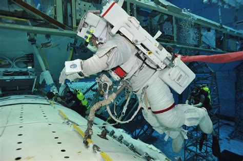 ESA - Alexander Gerst in spacewalk training