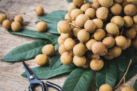 Fresh longan fruit containing food, nature, and dark | Food Images ...