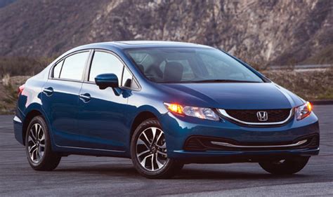 (Above): Exterior view of the 2014 Honda Civic, shown with options.