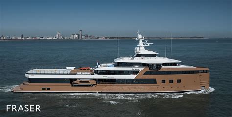 LA DATCHA YACHT FOR CHARTER | FRASER