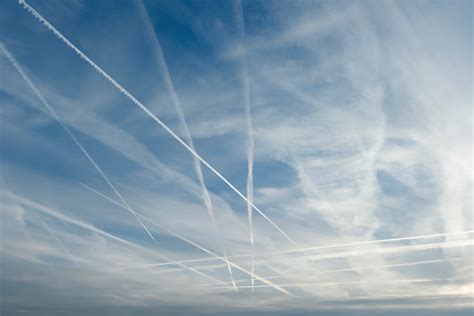 Vapor Trails Stock Photo - Download Image Now - iStock