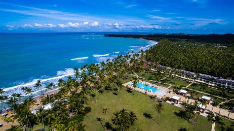 "Impressive hotel front" Viva Wyndham V Samana - Adults only (Las Terrenas) • HolidayCheck ...