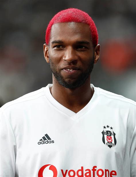 Ryan Babel tekent bij Fulham contract tot einde seizoen | Transfer talk ...