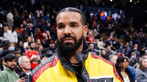 Drake Debuts New Face Tattoo Inspired By His Hometown | iHeart