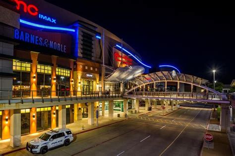 Shopping Mall Stonebriar Centre Main Entrance At Night Editorial Image - Image of entrance ...