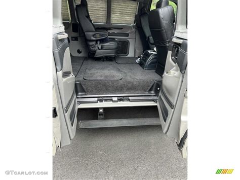 2021 Chevrolet Express 2500 Passenger Conversion Van Interior Color ...