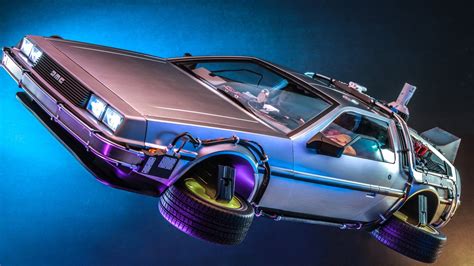 Hot Toys Shows off BACK TO THE FUTURE II - 1/6th Scale DeLorean Time Machine Collectible Vehicle ...