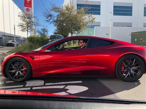 Tesla Roadster prototype makes rare outing ahead of Model Y event ...