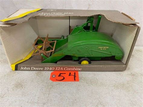 John Deere 12A Combine - Meagher Auctioneers