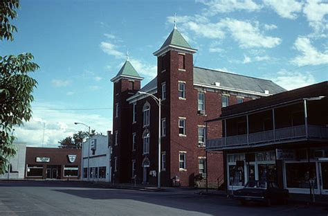 Berryville Commercial Historic District | Wiki | Everipedia