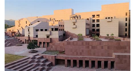 IIM Udaipur - the first and only IIM to launch a Summer Program in ...