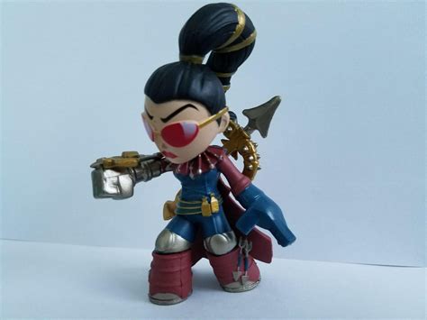 Blind Bag Hell — Vayne Series: League of Legends Ratio: 1/12...